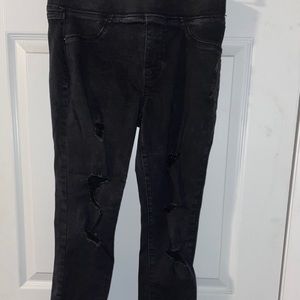 black distressed rockstar jeggings